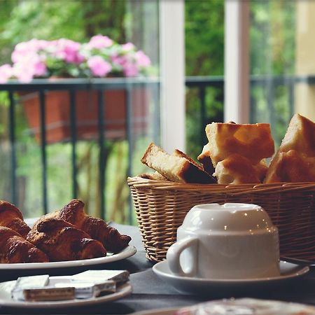 Hotel Pineta Del Borgo Cavi di Lavagna Zewnętrze zdjęcie